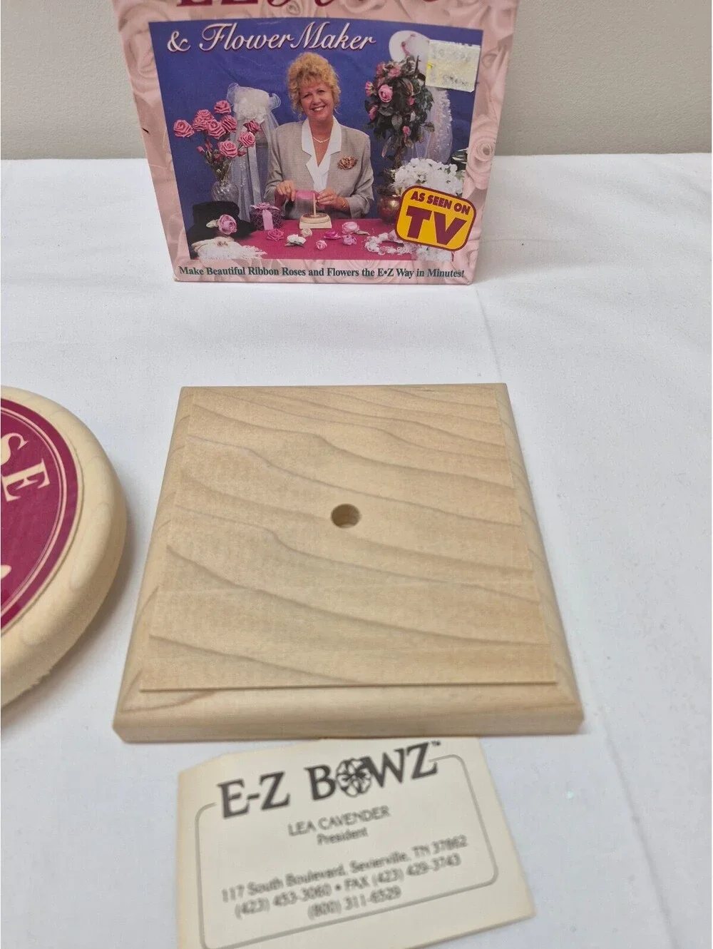 E-Z Rose & Flower Maker Vintage Ribbon Craft Tool with Original Box J28